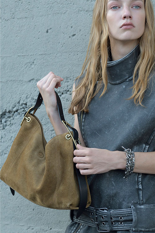 D-Line-Shoulder bag in waxed suede
