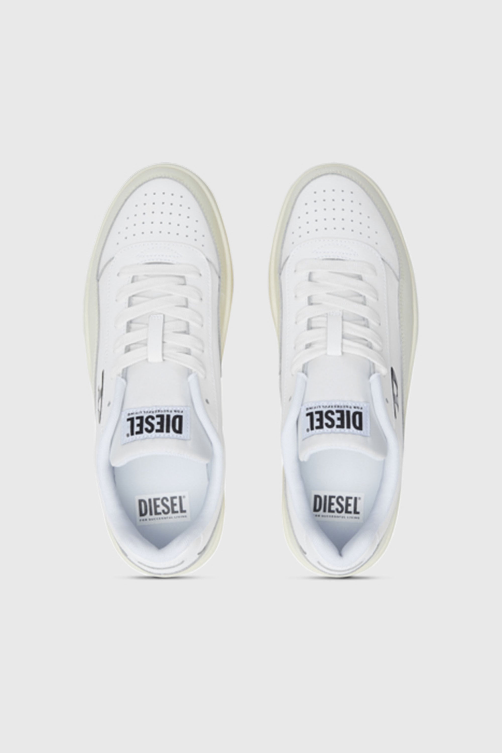 Diesel - S-TRACKER-D LOW, Man's S-Tracker-D-Low top sneaker in White/Beige - 4