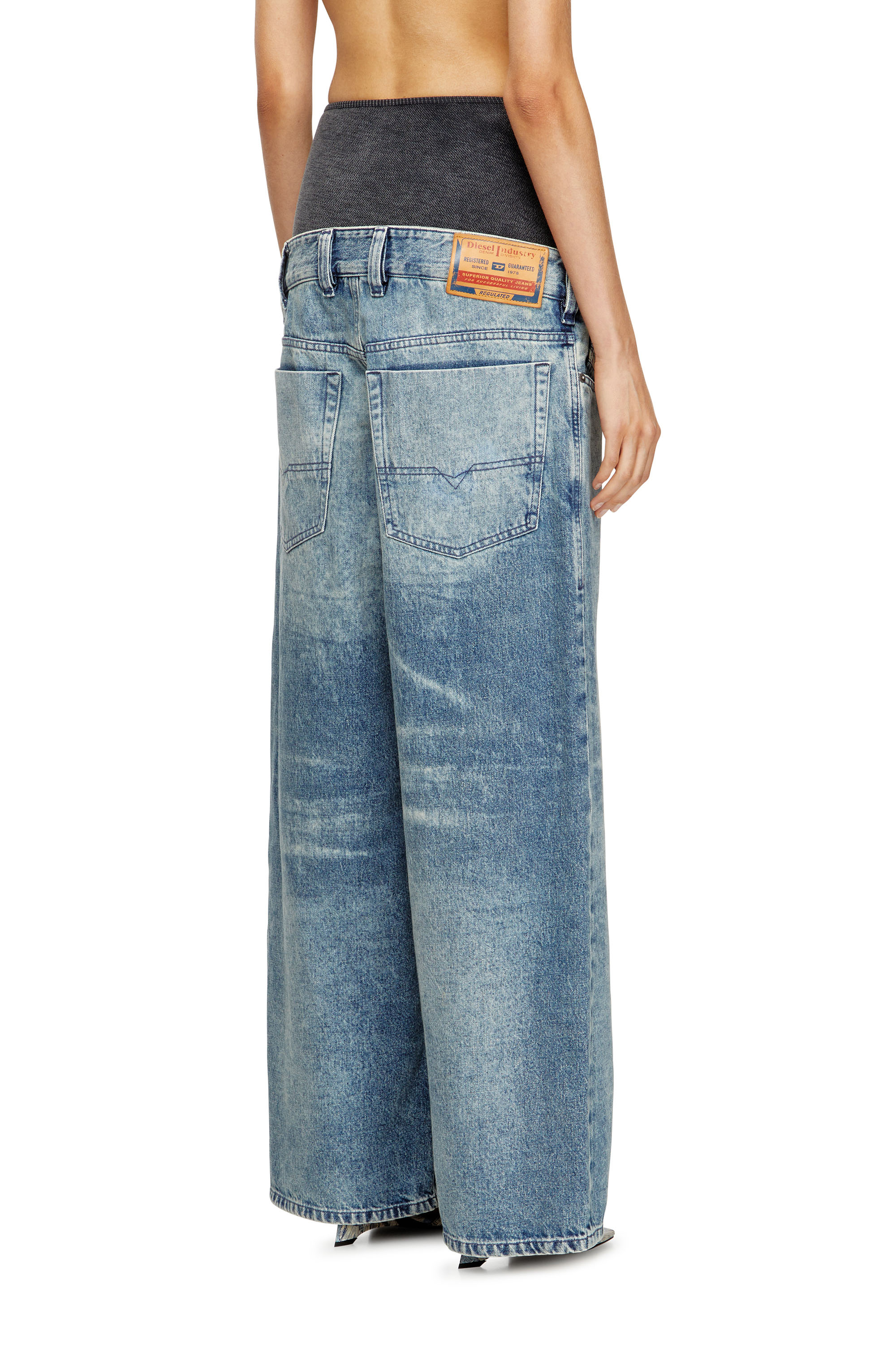 Diesel - Woman's Relaxed Jeans D-Eni 09N97, Medium blue - 4