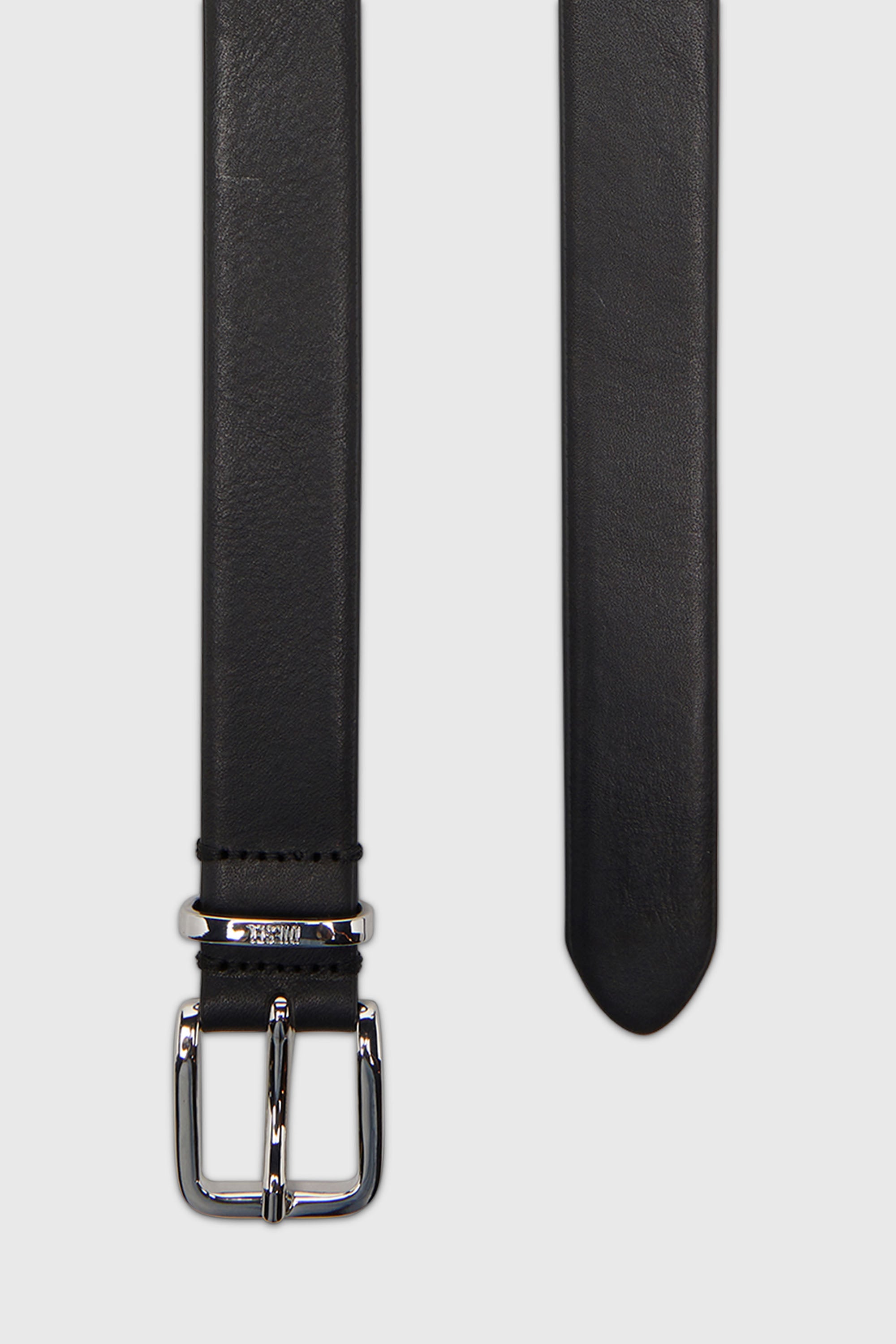 Diesel - B-BISCOTTO W KNOT 25, Woman's 2.5cm leather belt in Black - 2
