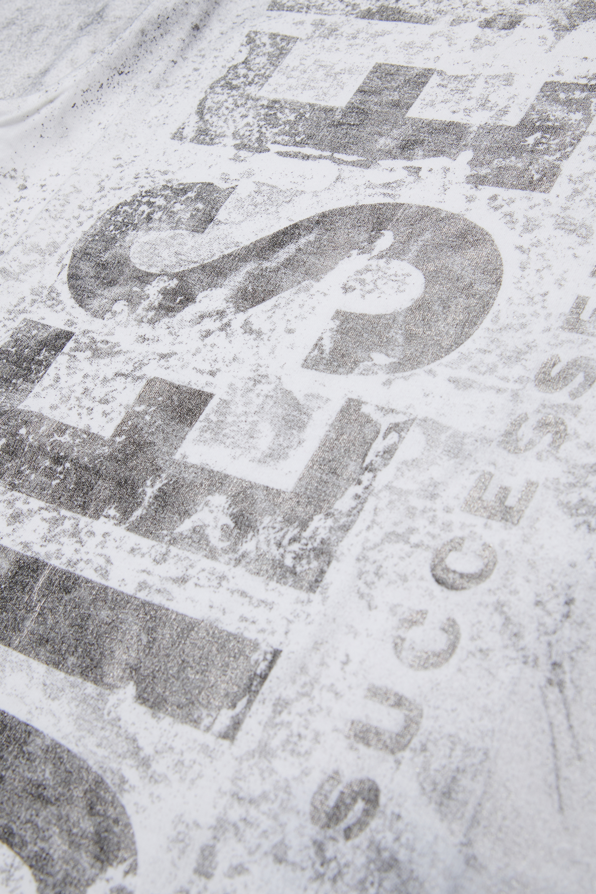 Diesel - TBOXTQ23 OVER, Man's Cotton t-shirt with logo print in White - 4