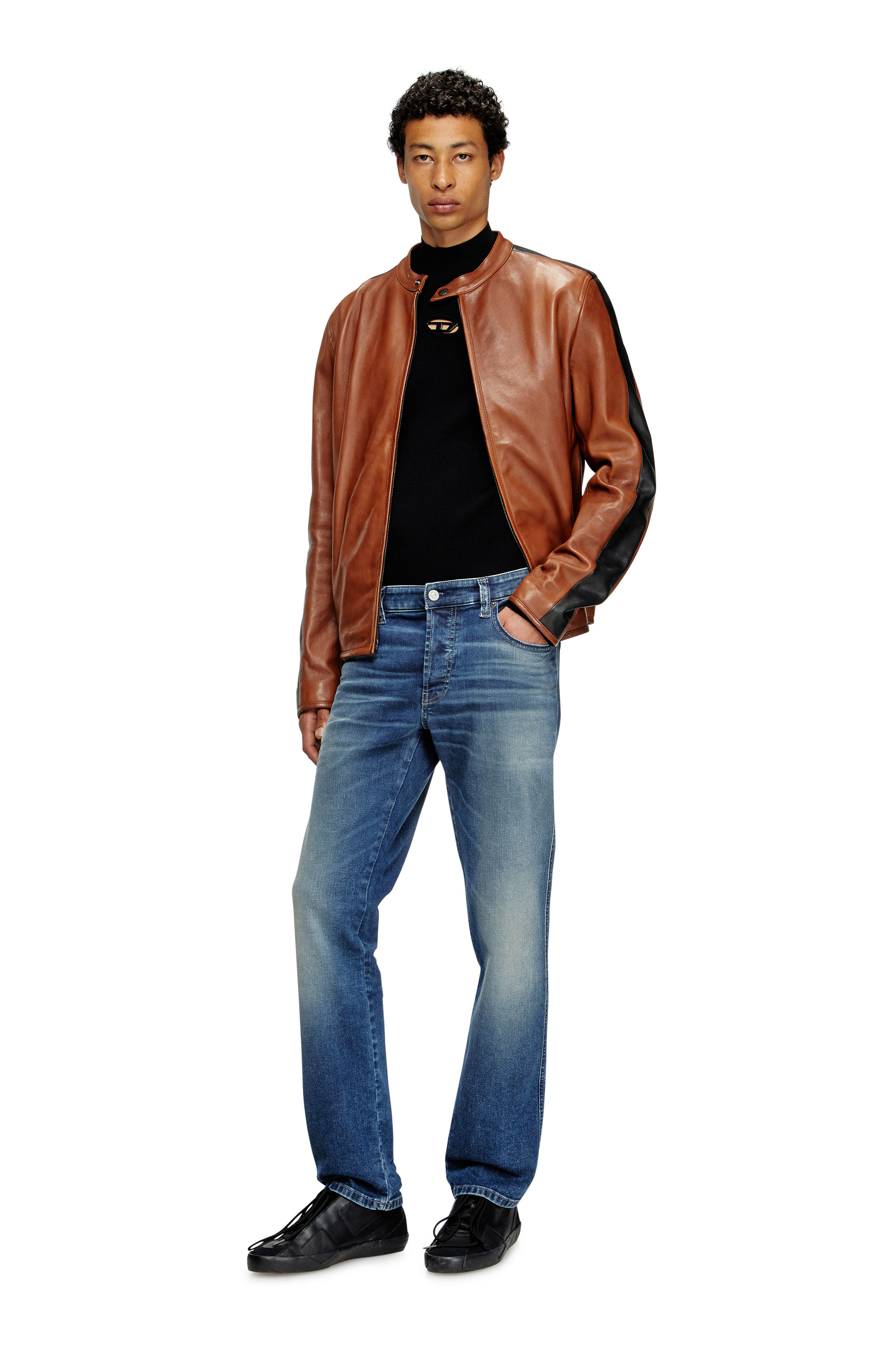 Diesel - S-SLANTE-D LOW, Man's S-Slante-D-Sneakers in suede and leather with D logo in Black - 7