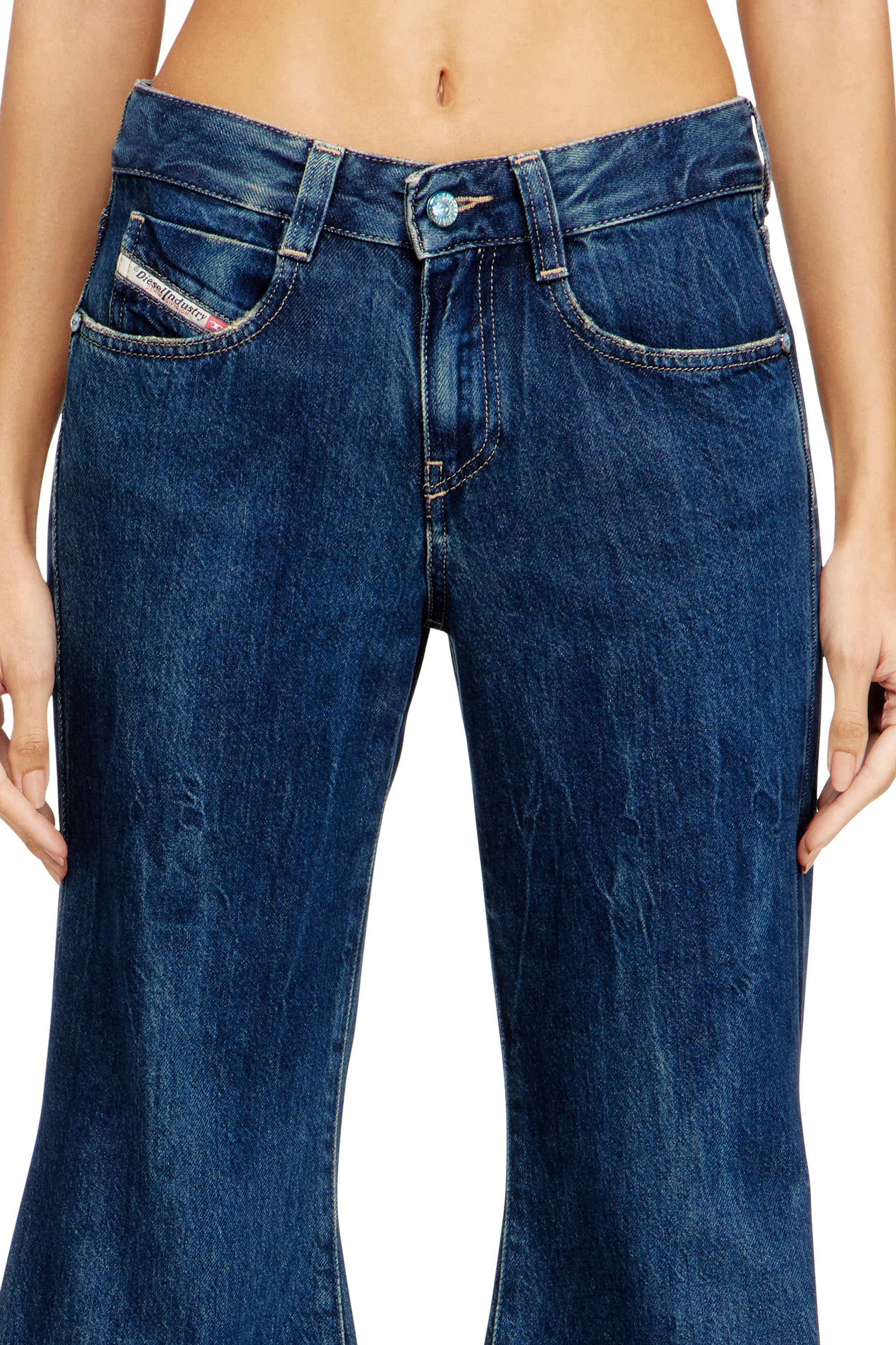 Diesel - Woman's Flare Jeans 1970 D-Bleess 09N61, Medium blue - 4