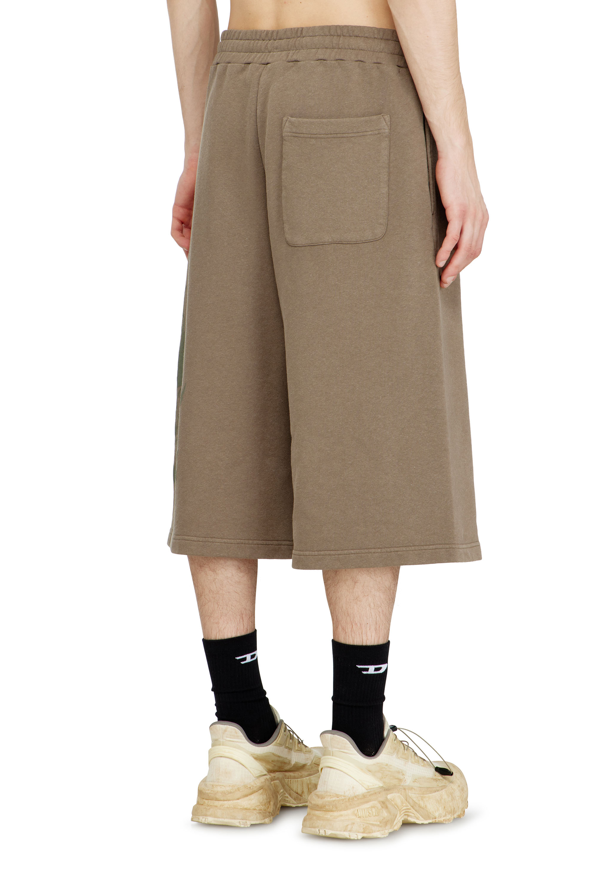 Diesel - P-FROM, Man's Treated longline sweat shorts with print in Beige - 4