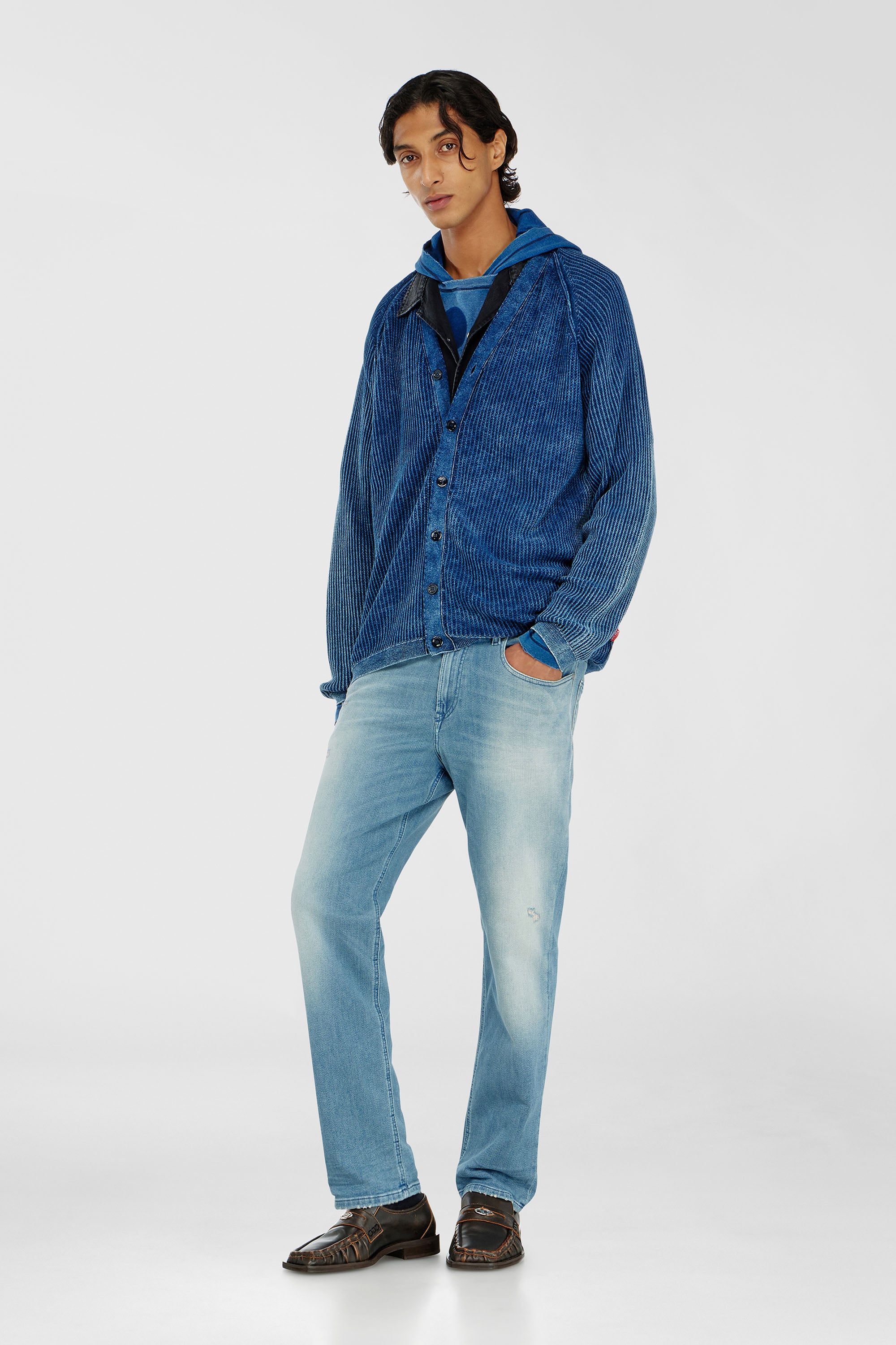 Diesel - Man's Regular 2090 D-Veekley Joggjeans&reg; 09Q21, Light Blue - 1