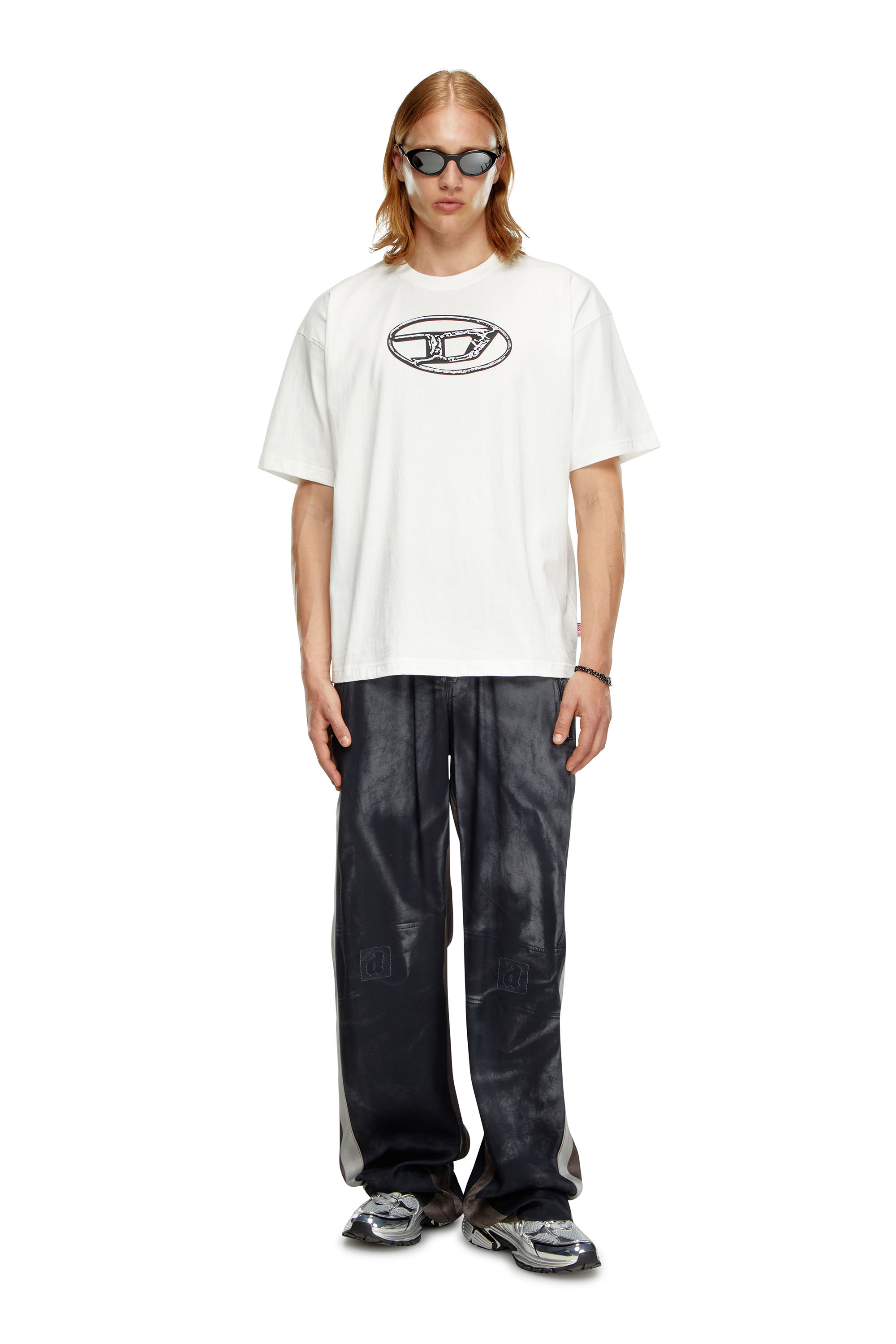 Diesel - T-BOXT-Q22, Man's Faded T-shirt with Oval D print in White - 1