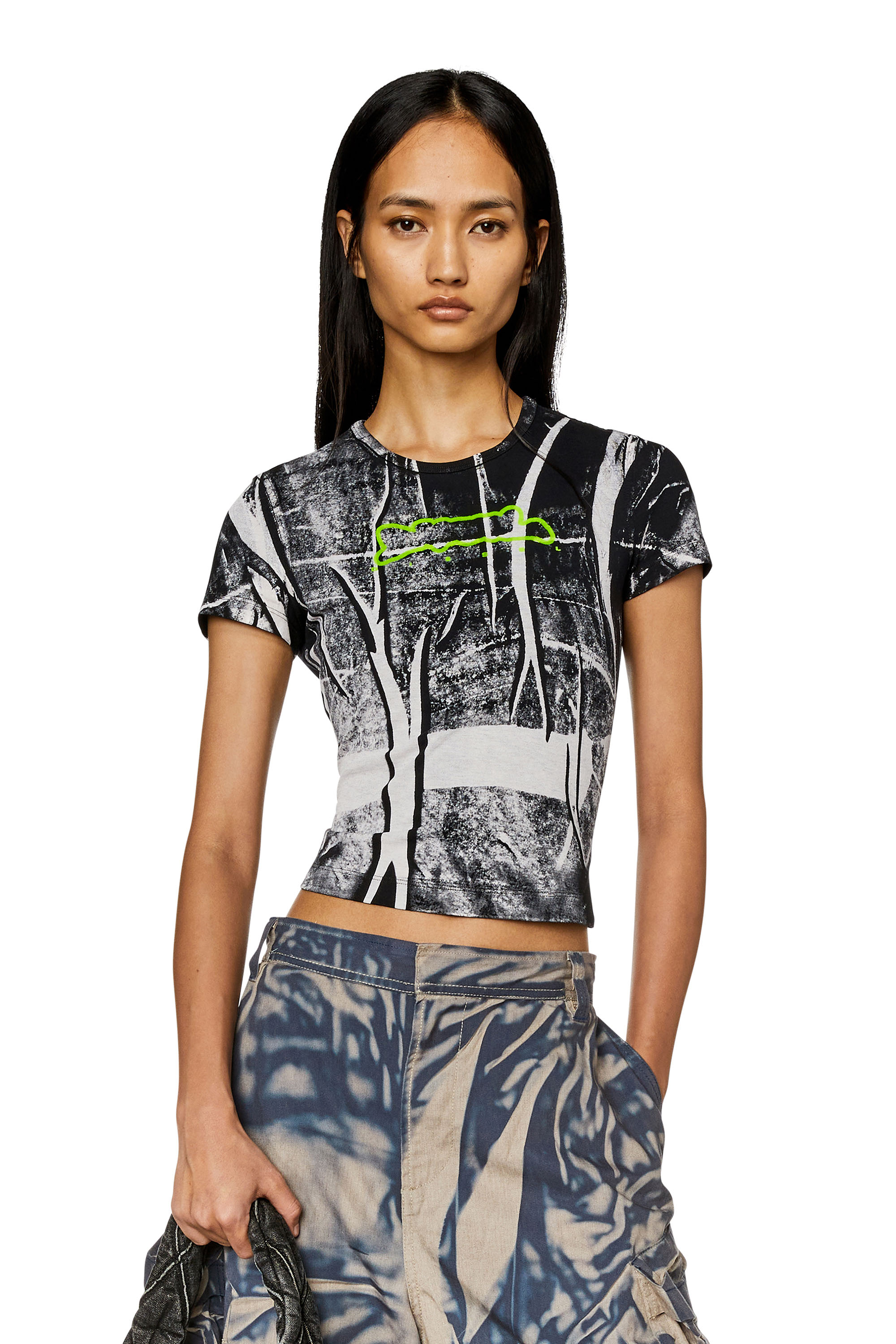 Diesel - T-UNCUTIE-LONG-N5, Woman's T-shirt with creased print in Grey/Black - 3
