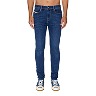 Women's New Jeans: Denim Jackets, Jeans and Skirts | Diesel®